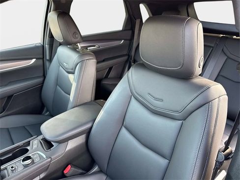 New 2025 Cadillac XT5 Luxury w/ LPO, Floor Liner Package image 17