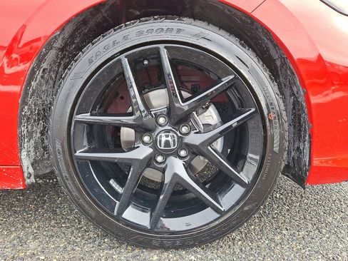 Used 2025 Honda Civic Sport image 8