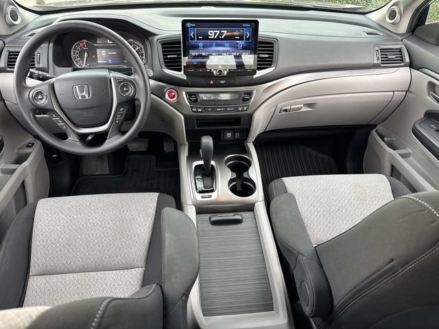Used 2019 Honda Ridgeline RT image 17