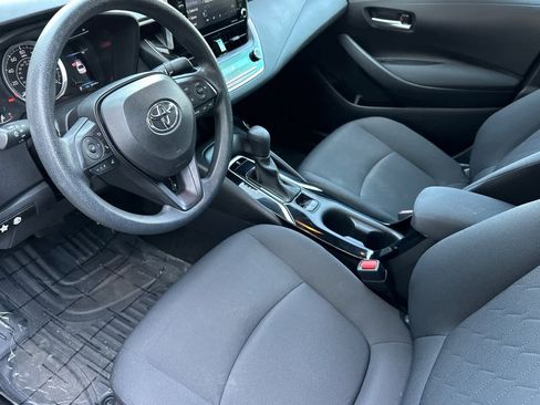 Used 2021 Toyota Corolla LE FWD image 11