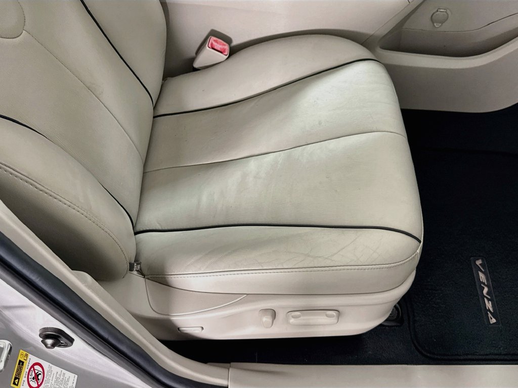 Used 2012 Toyota Venza XLE w/ XLE Premium Pkg AWD/4WD image 47
