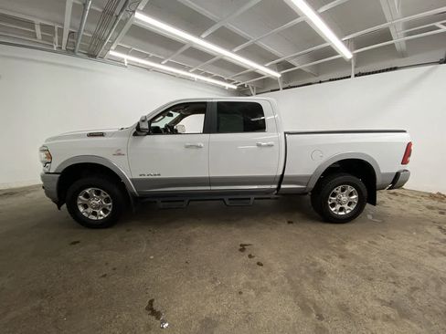 Used 2020 RAM 2500 Laramie AWD/4WD image 3