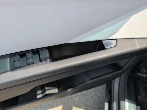 Used 2024 Tesla Cybertruck AWD Crew Cab image 17