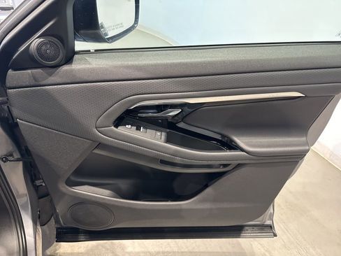 Used 2021 Land Rover Range Rover Evoque S image 33