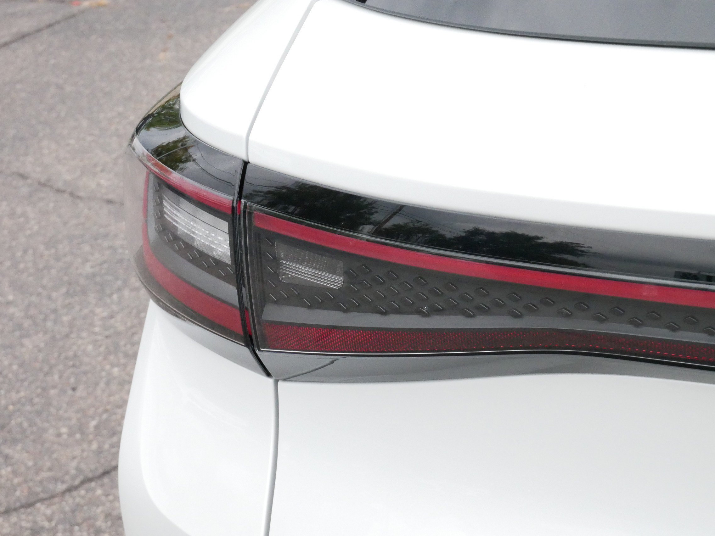 Certified 2025 Volkswagen ID.4 Pro S Plus AWD/4WD image 17