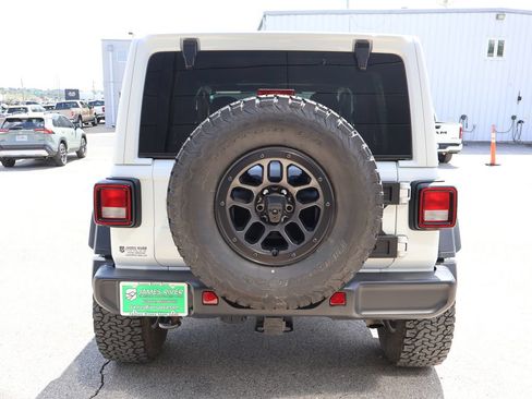 Used 2023 Jeep Wrangler Unlimited Sport AWD/4WD image 4