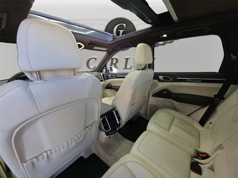 Used 2017 Porsche Cayenne S Platinum w/ Premium Package Plus (Pjy) image 12