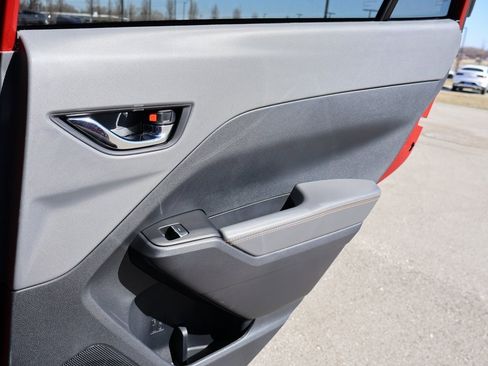 Used 2024 Subaru Crosstrek 2.5i Limited w/ Crosstrek Mirror Package image 16