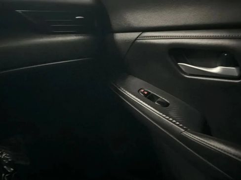 Used 2021 Nissan Sentra SV FWD image 16