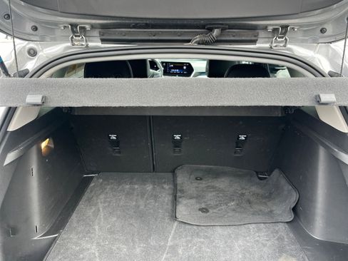 Used 2025 Chevrolet Trax LT image 25