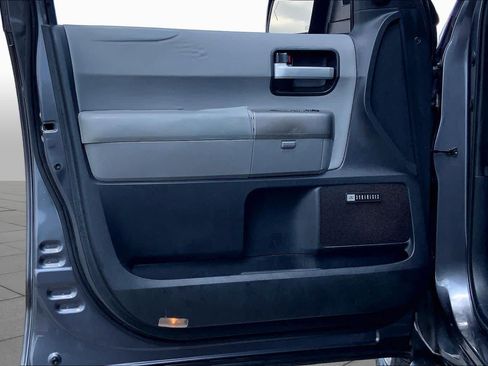 Used 2013 Toyota Sequoia Limited RWD image 21
