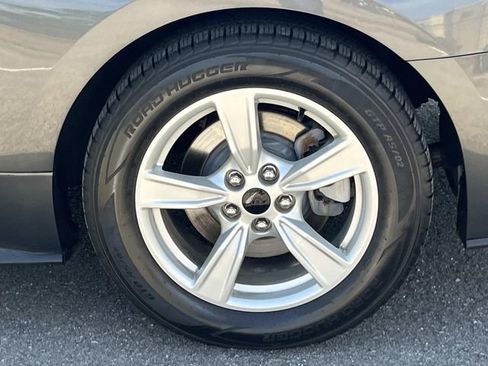 Used 2020 Ford Mustang Coupe RWD image 11