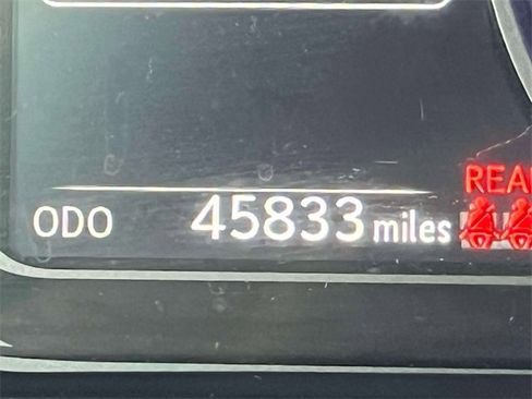 Used 2020 Lexus UX 250h w/ Premium Package image 29