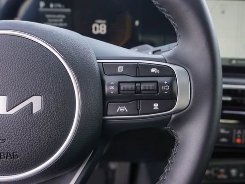 Used 2025 Kia K5 GT-Line w/ GT-Line Premium Package FWD image 21