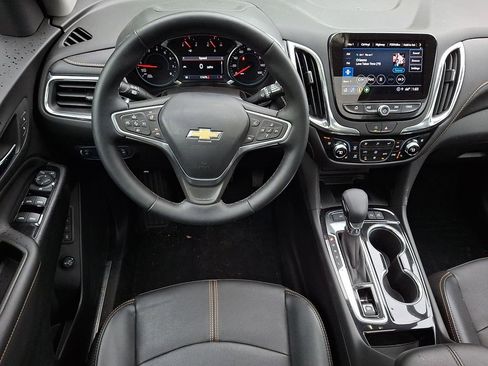 Used 2023 Chevrolet Equinox Premier AWD/4WD image 11