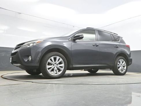 Used 2014 Toyota RAV4 Limited AWD/4WD image 19
