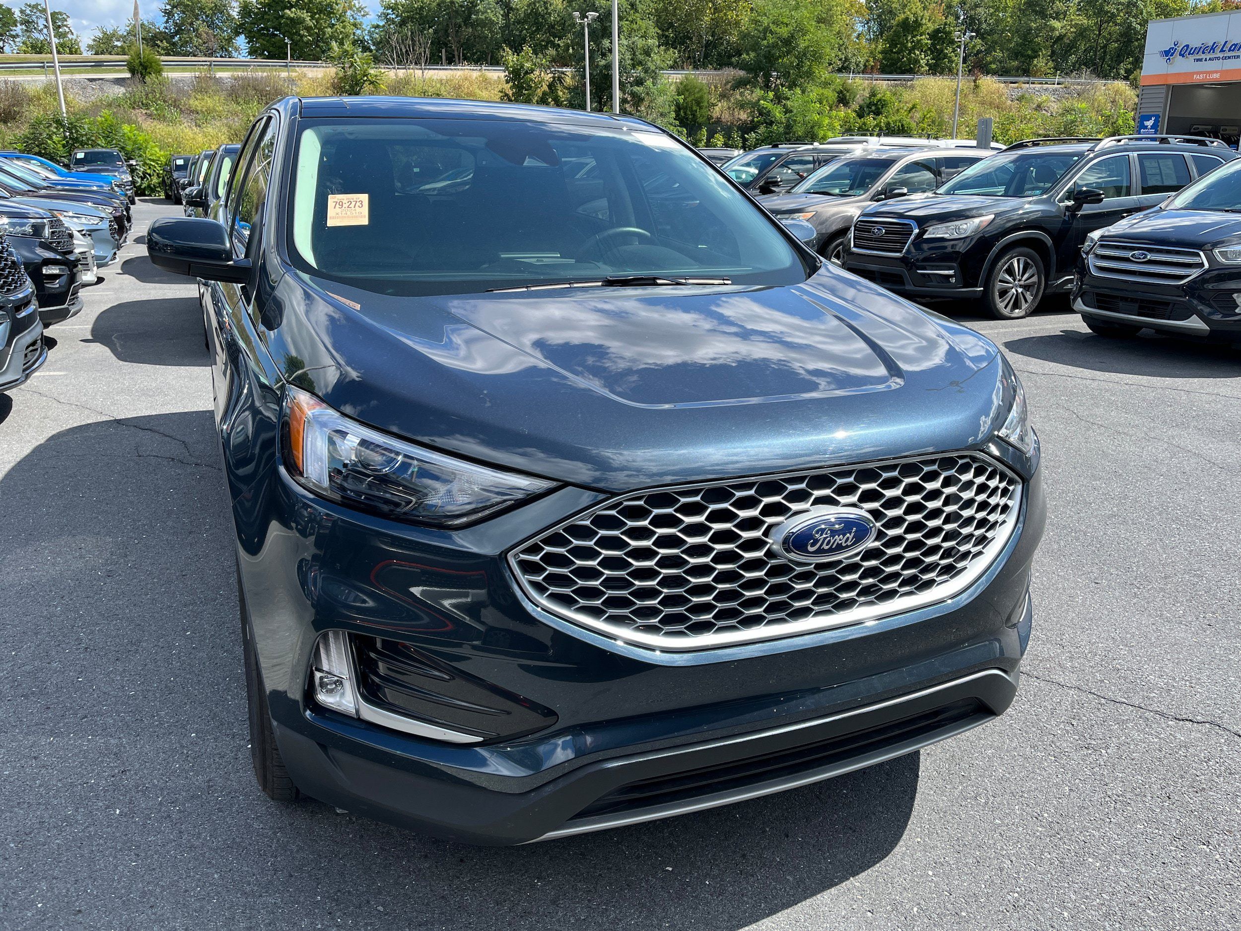 Certified 2024 Ford Edge SEL w/ Convenience Package AWD/4WD image 2