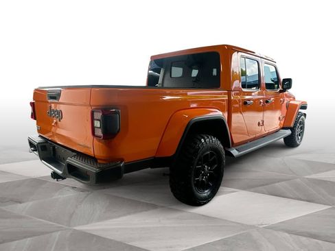 Used 2025 Jeep Gladiator Sport AWD/4WD image 8