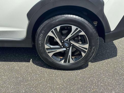 Used 2024 Subaru Crosstrek 2.0i Premium AWD/4WD image 12