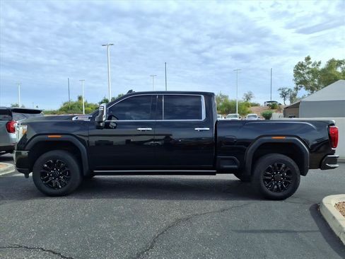 Used 2023 GMC Sierra 2500 Denali w/ Denali Black Diamond Edition image 8