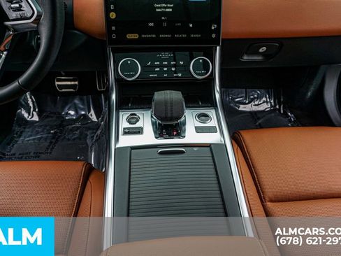 Used 2024 Jaguar XF R-Dynamic SE image 39