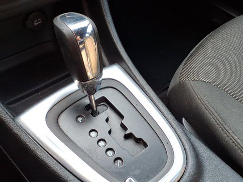 Used 2013 Dodge Avenger SE FWD image 14
