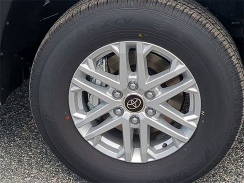 New 2025 Toyota Tundra SR5 image 11