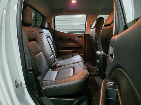 Used 2022 Chevrolet Colorado ZR2 AWD/4WD image 19