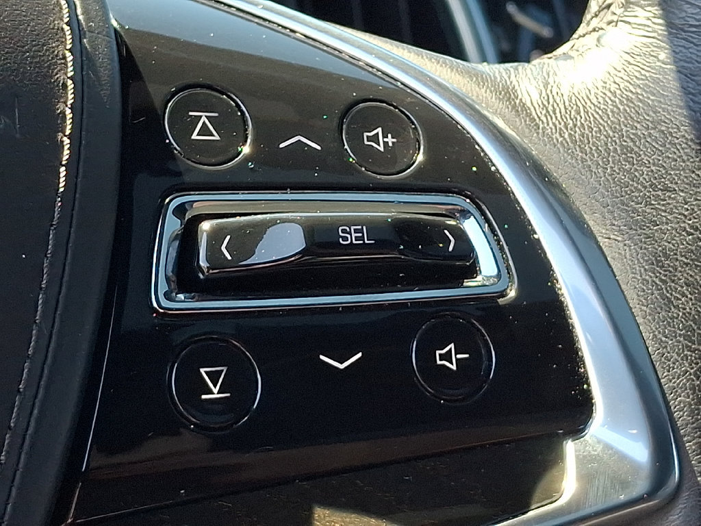 Used 2020 Cadillac Escalade Platinum RWD image 23