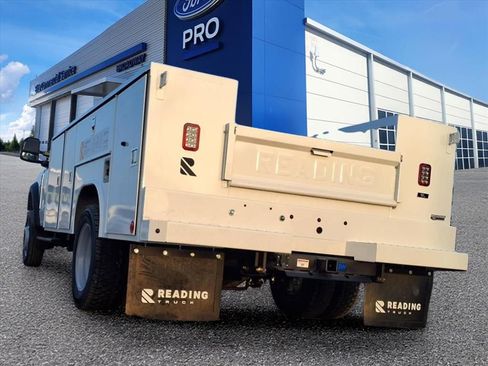 New 2026 Ford F450 XL w/ XL Chrome Package image 23