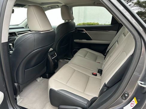 Used 2016 Lexus RX 450h AWD image 16