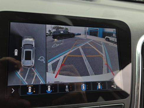 Certified 2020 Chevrolet Equinox Premier FWD image 19