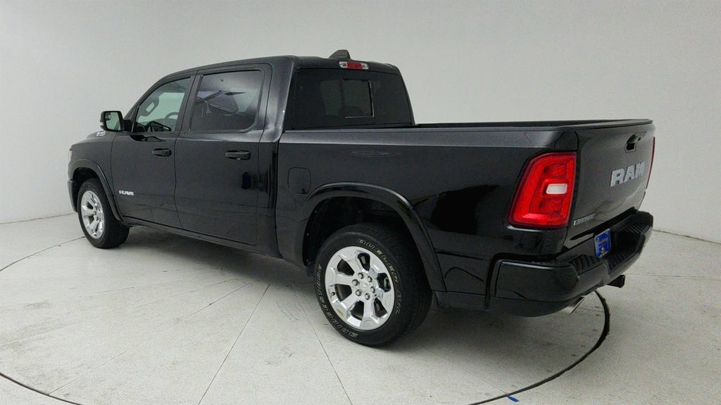 Used 2025 RAM 1500 Big Horn RWD image 5