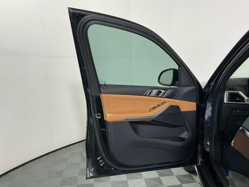 Certified 2025 BMW X5 xDrive50e w/ Parking Assistance Package AWD/4WD image 19