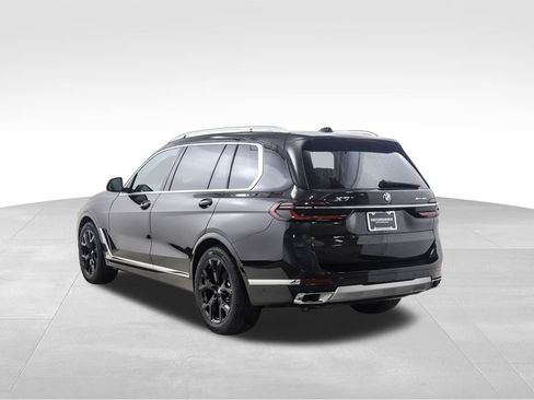 Used 2026 BMW X7 xDrive40i image 3