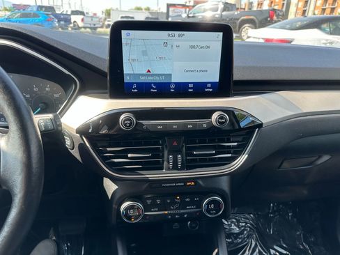 Used 2021 Ford Escape SEL image 15