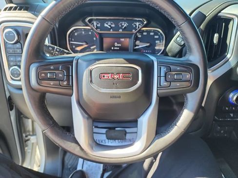 Used 2021 GMC Sierra 2500 SLT w/ SLT Preferred Package AWD/4WD image 14