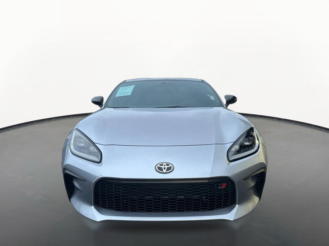 Used 2026 Toyota GR86 Premium w/ ALL Weather Mat Package (TMS) RWD image 8