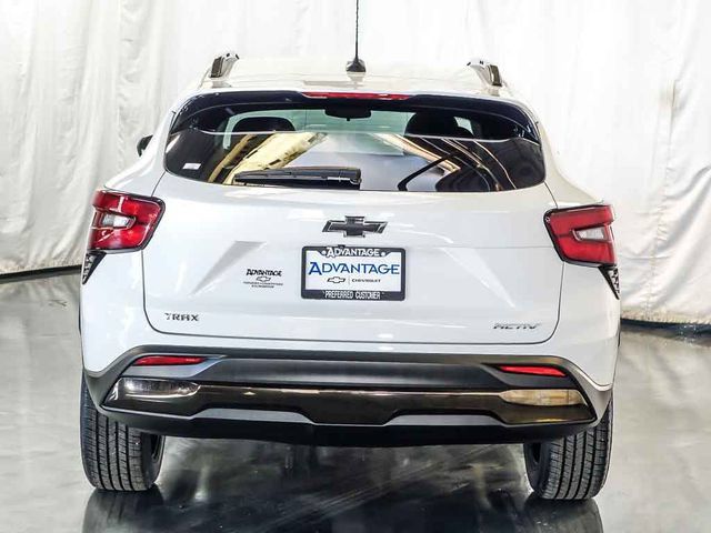 Certified 2024 Chevrolet Trax ACTIV w/ Sunroof Package FWD image 8