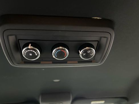 Used 2020 Dodge Grand Caravan SXT image 17