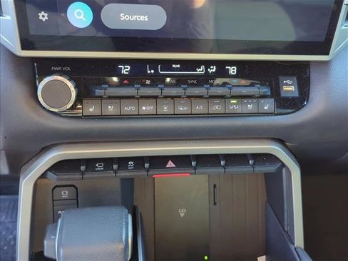 Used 2025 Toyota Sequoia Limited image 19