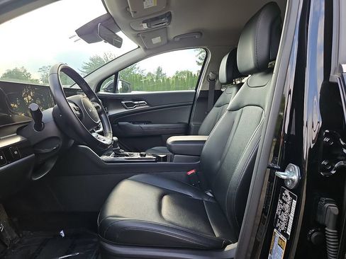 Certified 2024 Kia Sportage EX AWD/4WD image 13