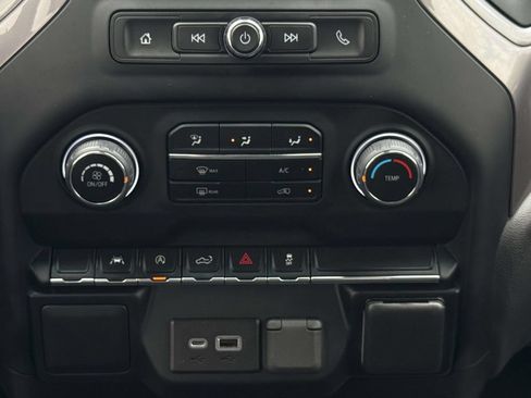 Used 2023 Chevrolet Silverado 1500 Custom AWD/4WD image 15