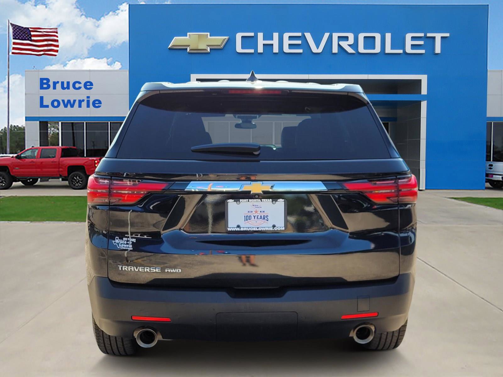 Used 2023 Chevrolet Traverse LS AWD/4WD image 6