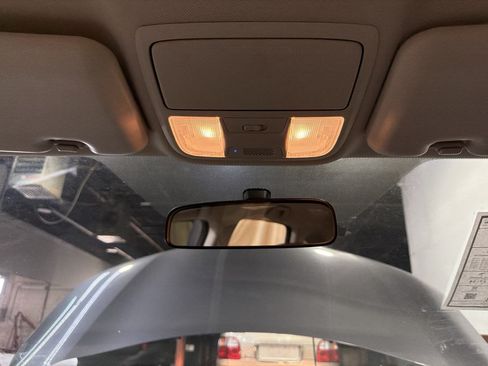 Used 2015 Honda CR-V LX image 19