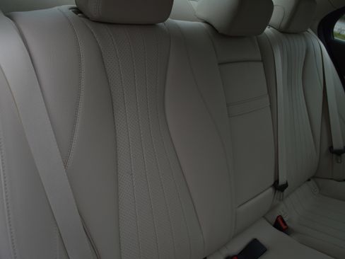 Used 2017 Mercedes-Benz E 300 E 300 Luxury image 35