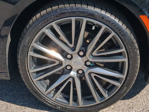 Used 2022 Cadillac CT5 Sport w/ Technology Package image 11