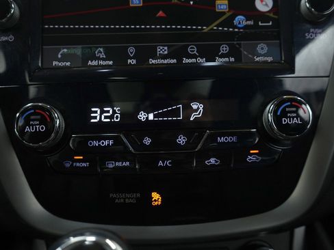 Used 2024 Nissan Murano SV image 16