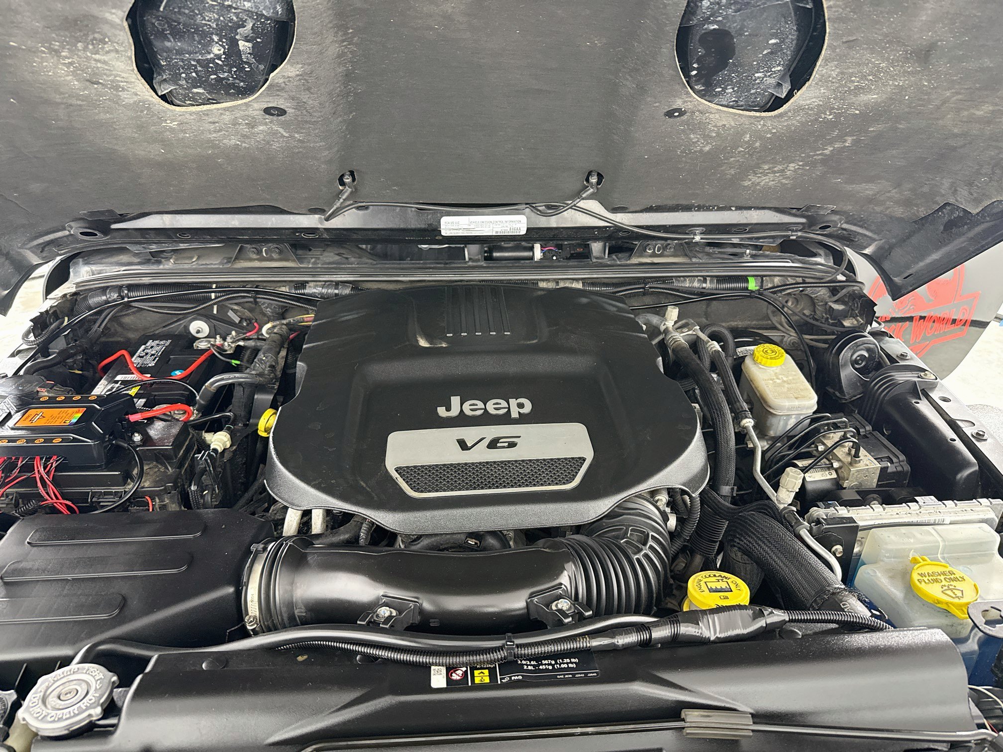 Used 2017 Jeep Wrangler Unlimited Rubicon AWD/4WD image 27