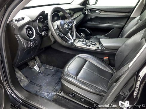 Used 2019 Alfa Romeo Stelvio Ti AWD/4WD image 13